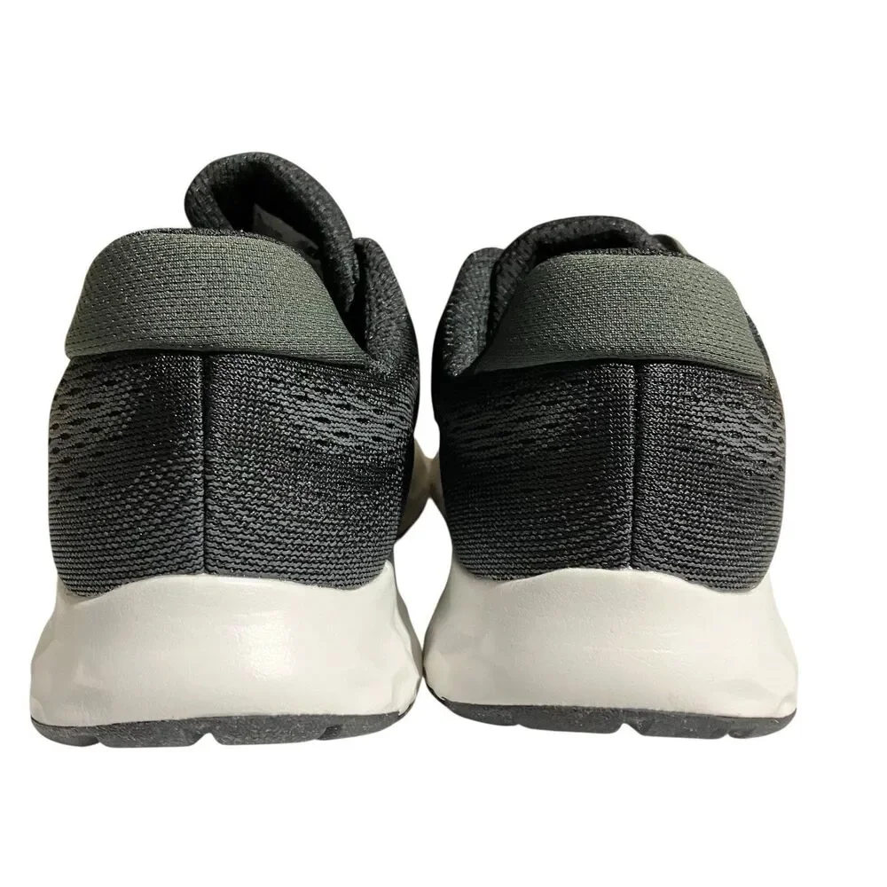 New Balance Running Shoes Mens 8 Black 520 V8 Unisex Sporty Activewear W520LB8‎